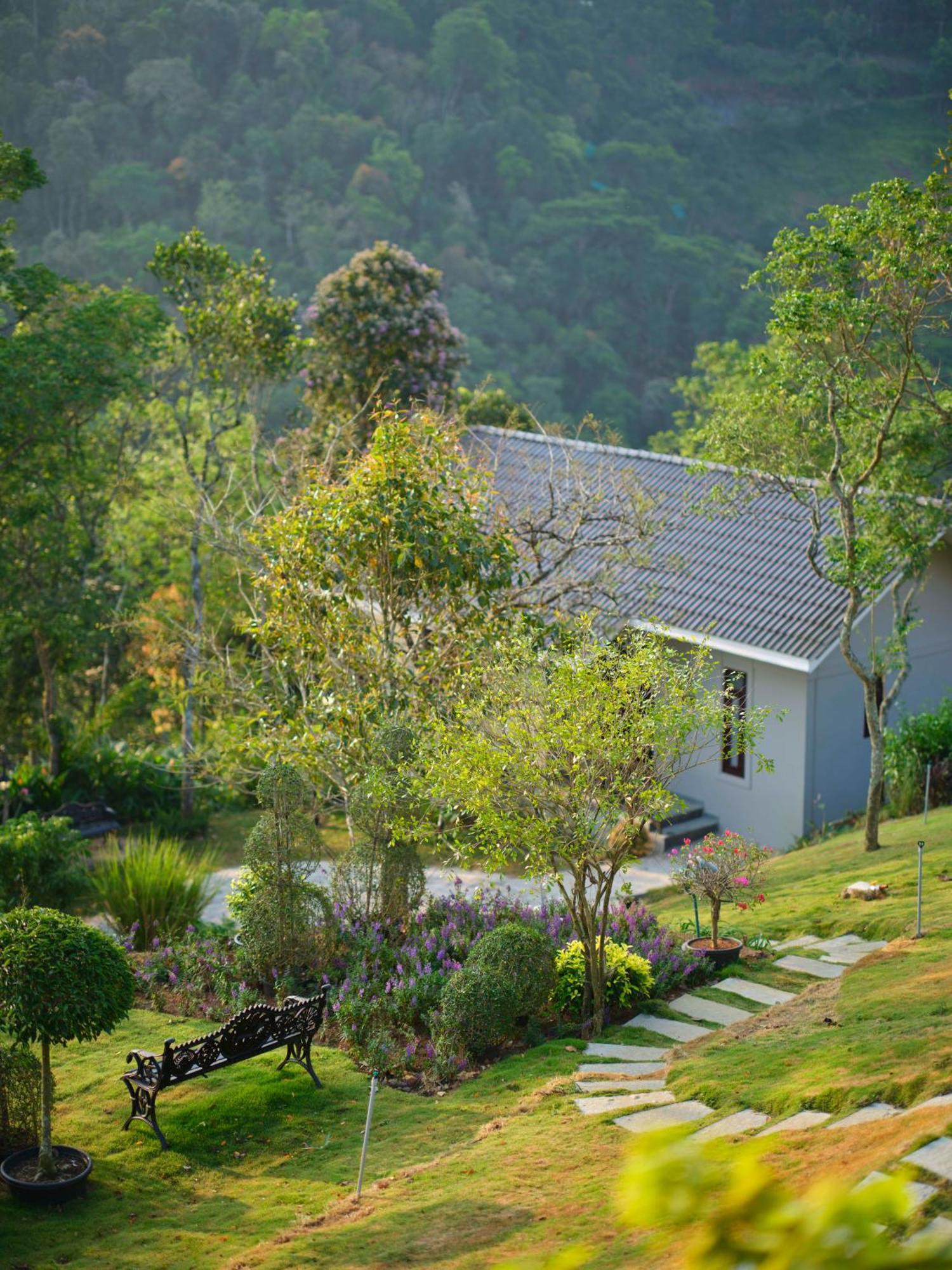 Blanket Days Resort And Spa Thekkady Bagian luar foto